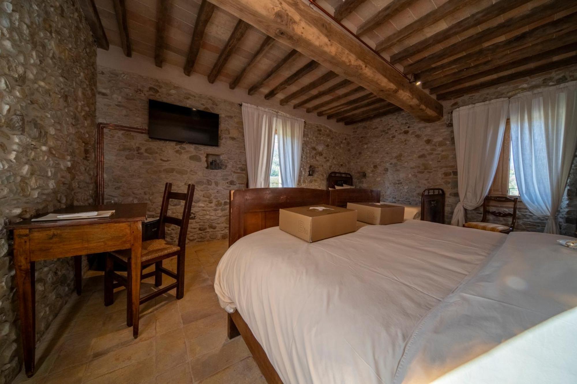 Agriturismo Podere Tovari 安吉亚里 外观 照片