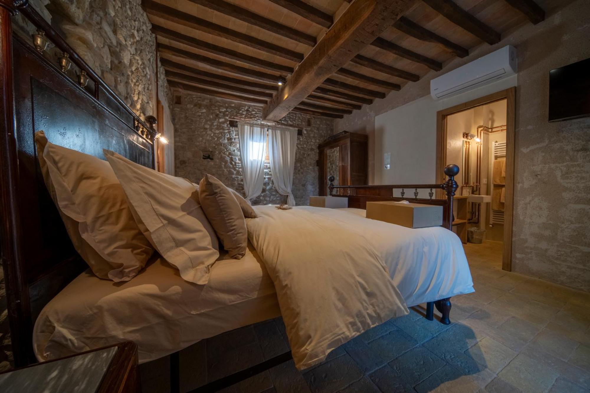 Agriturismo Podere Tovari 安吉亚里 外观 照片
