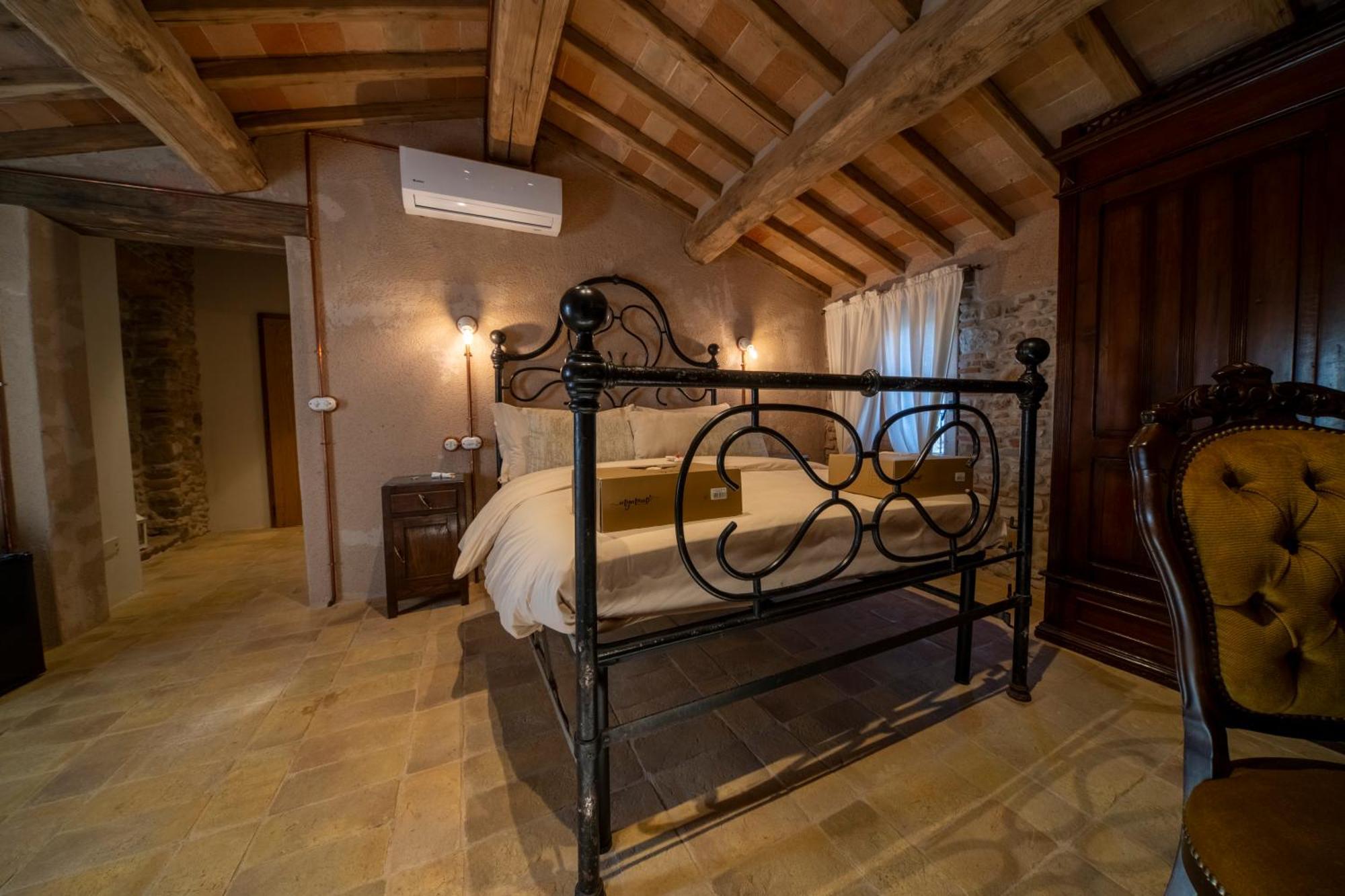 Agriturismo Podere Tovari 安吉亚里 外观 照片