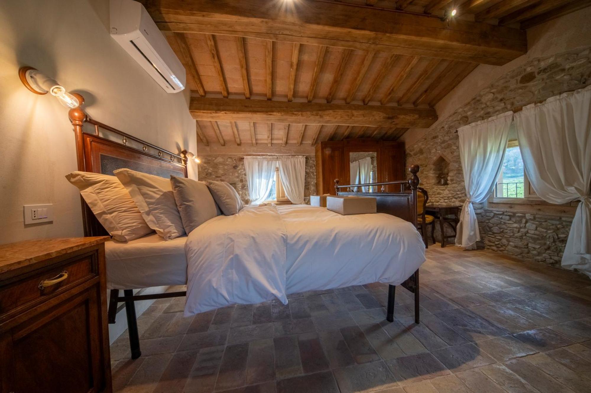 Agriturismo Podere Tovari 安吉亚里 外观 照片