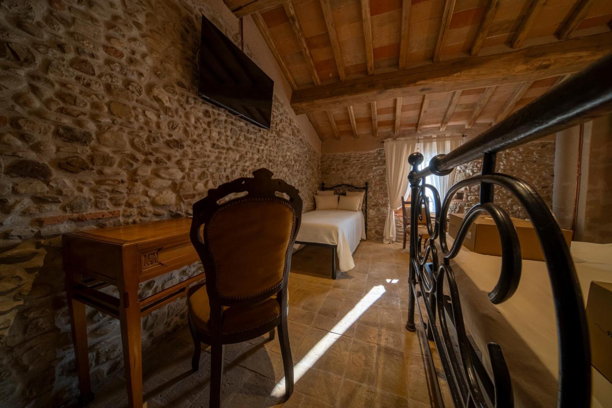 Agriturismo Podere Tovari 安吉亚里 外观 照片