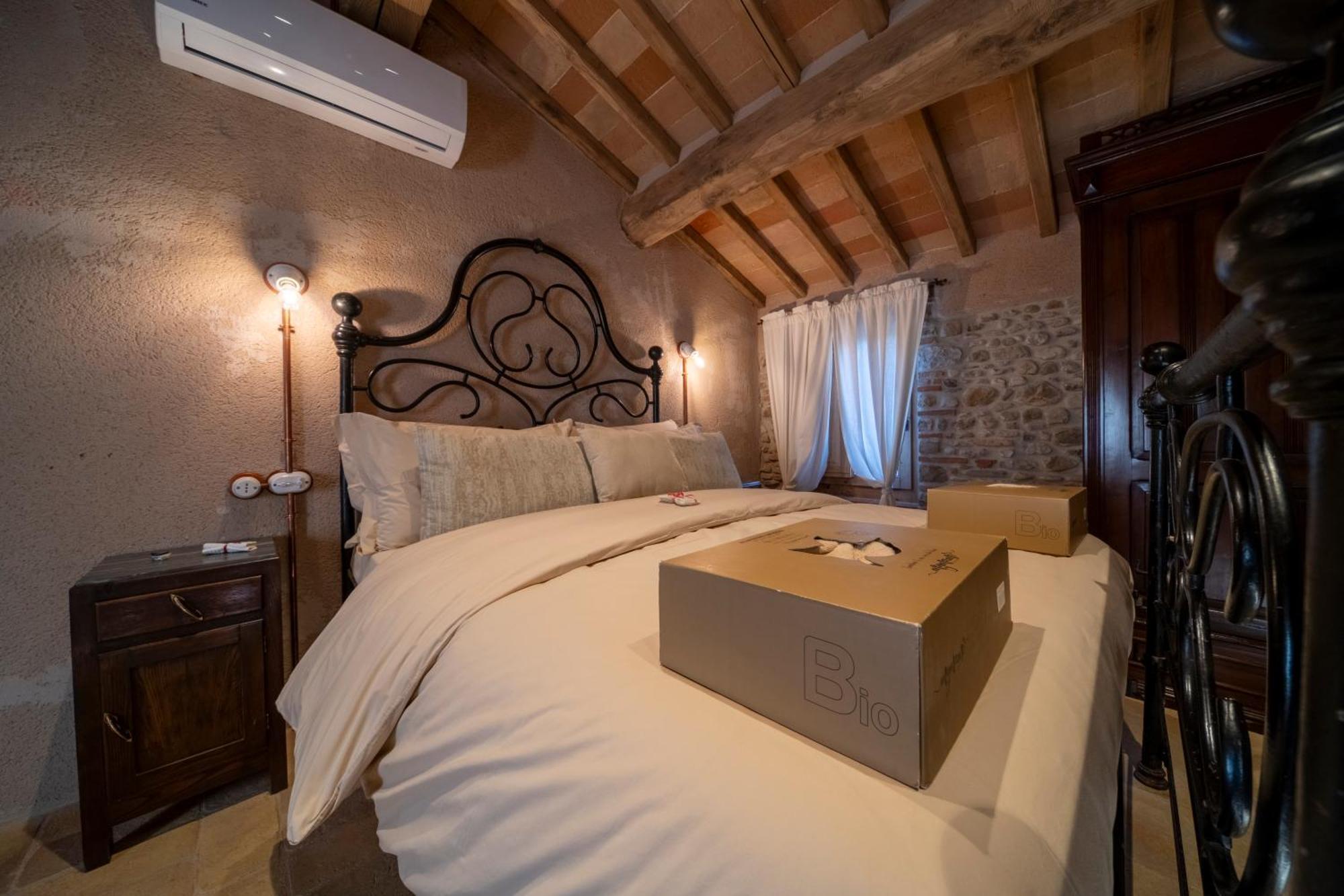 Agriturismo Podere Tovari 安吉亚里 外观 照片