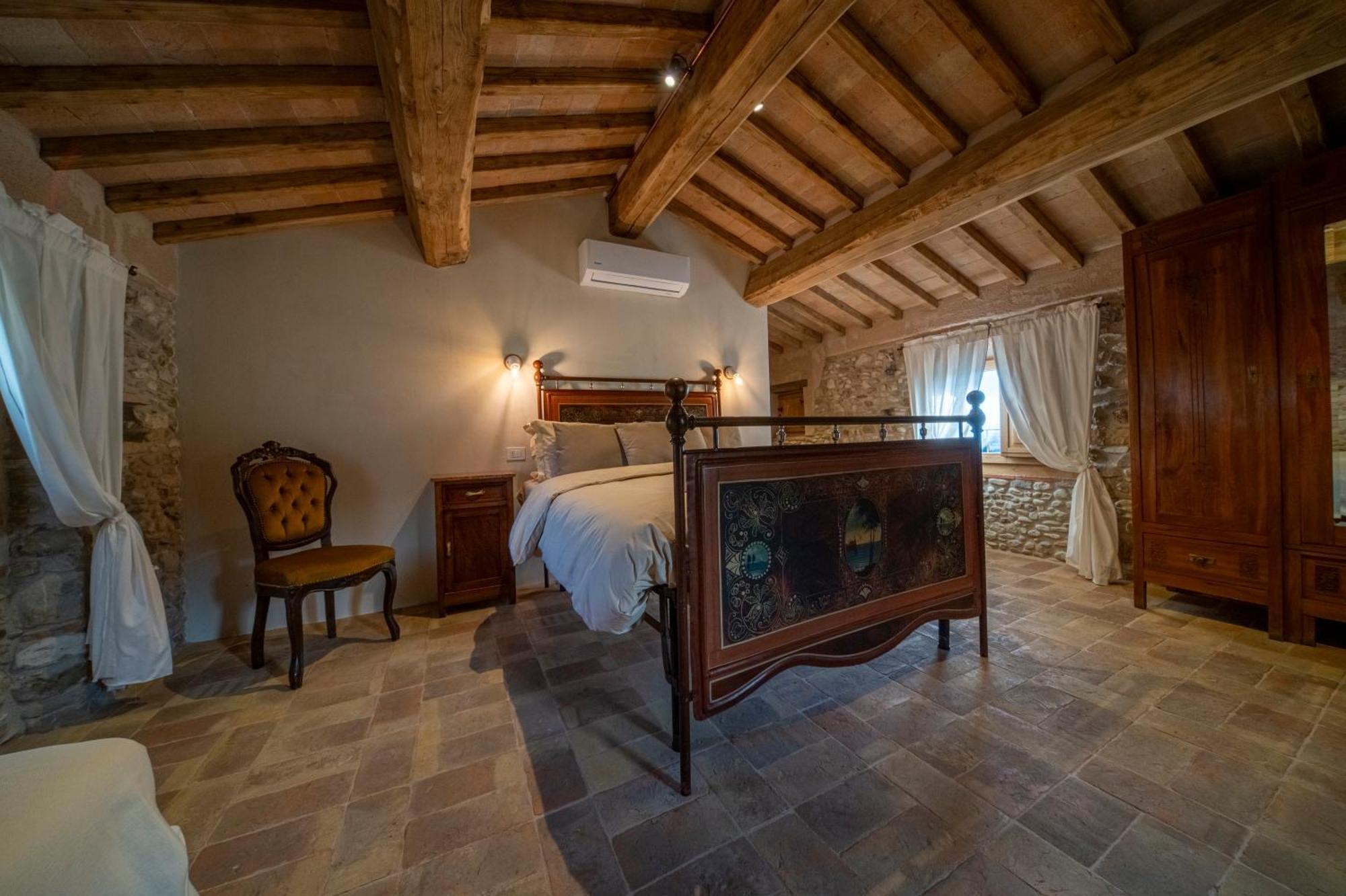 Agriturismo Podere Tovari 安吉亚里 外观 照片