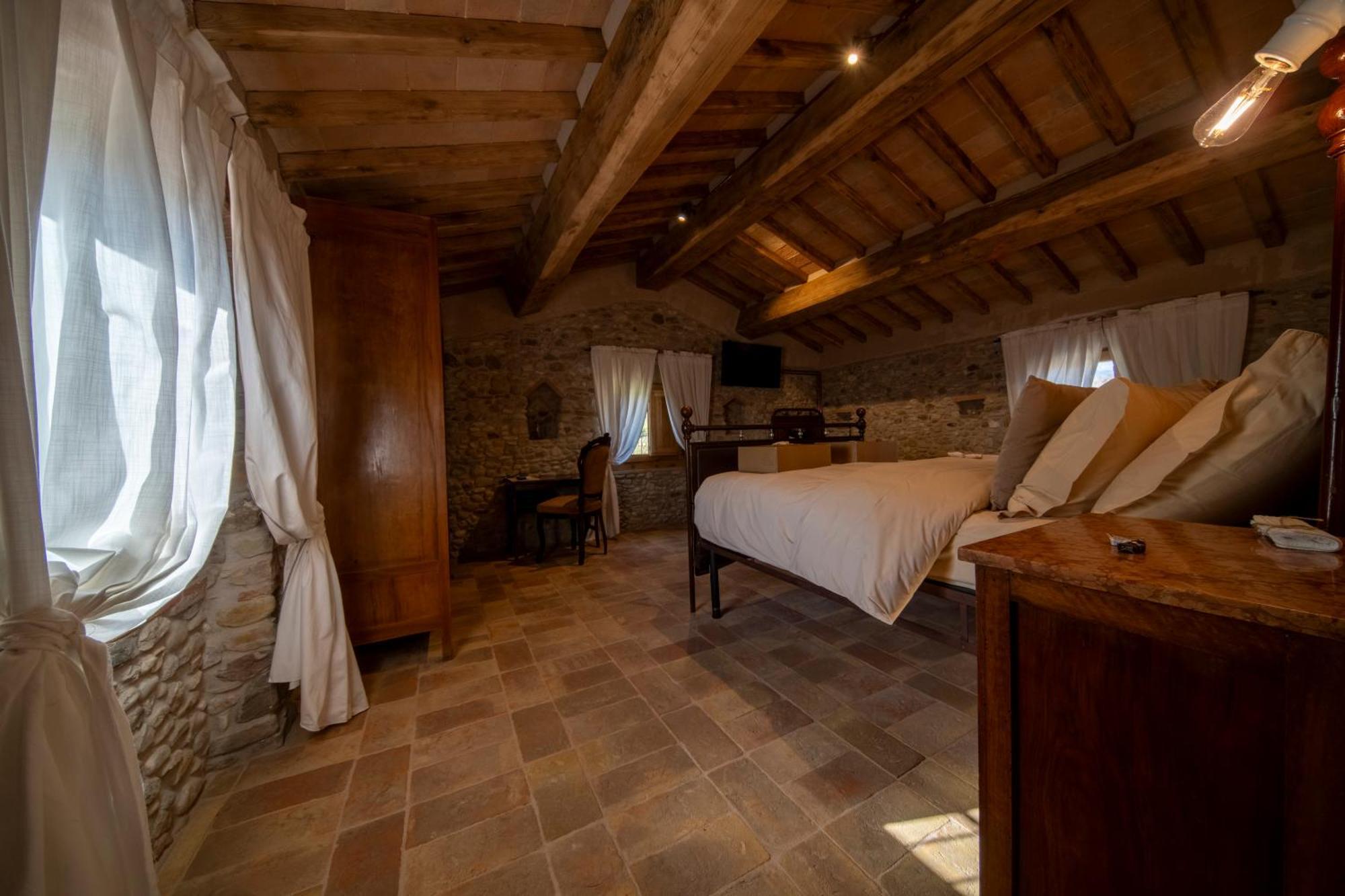 Agriturismo Podere Tovari 安吉亚里 外观 照片