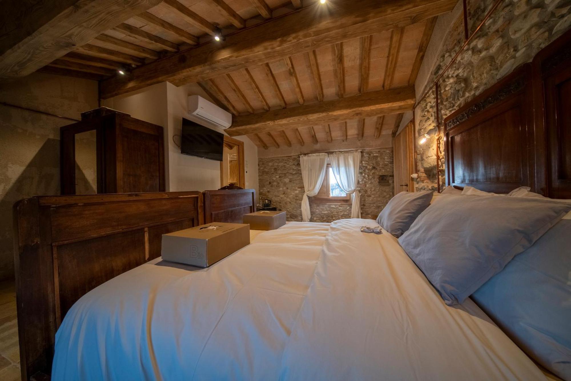 Agriturismo Podere Tovari 安吉亚里 外观 照片